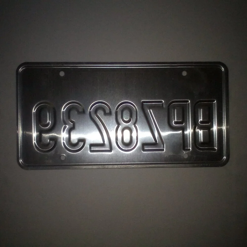 Washington License Plate: Great Condition - Picture 2 of 2